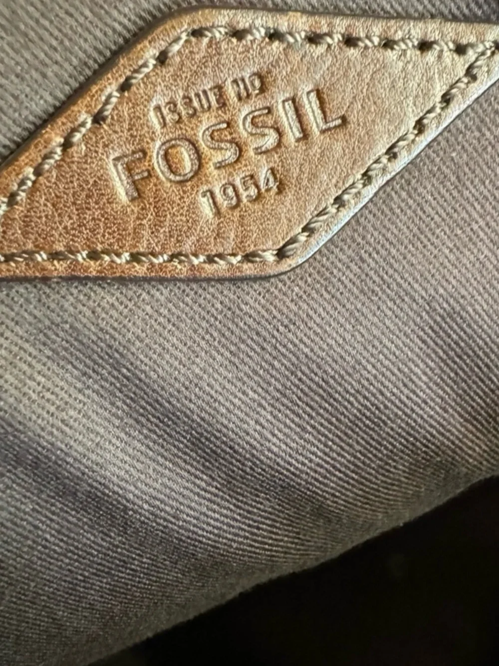 Vintage Fossil Large Leather Messenger Bag - Brown -